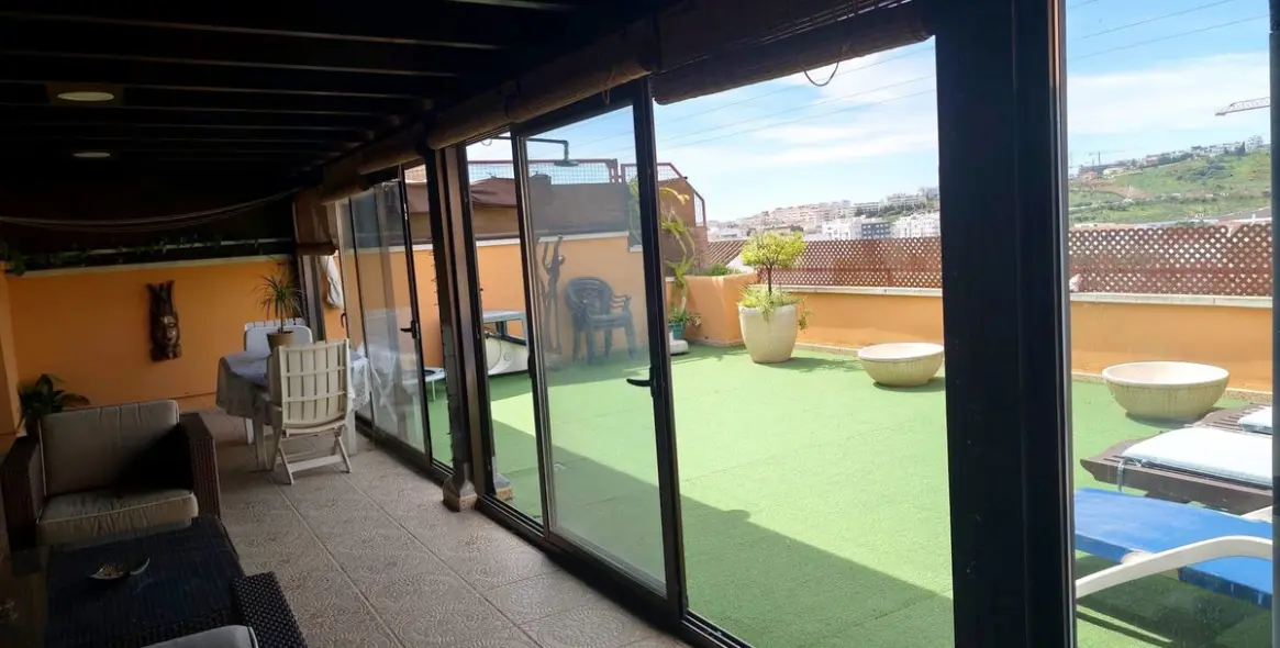 Venta de ático en Estepona 2