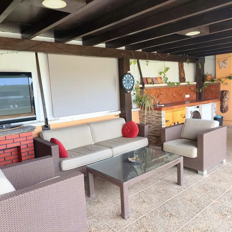 Sale of penthouse in Estepona