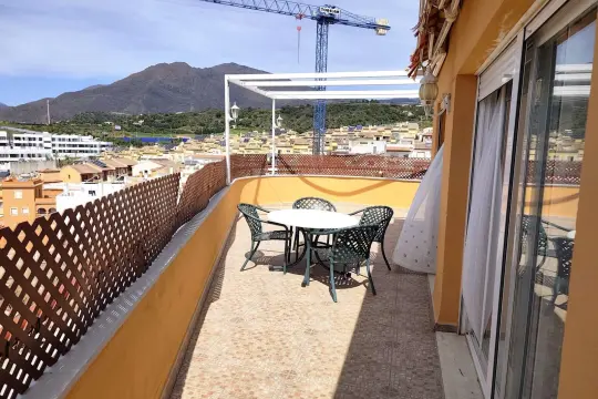 Image 4 thumb