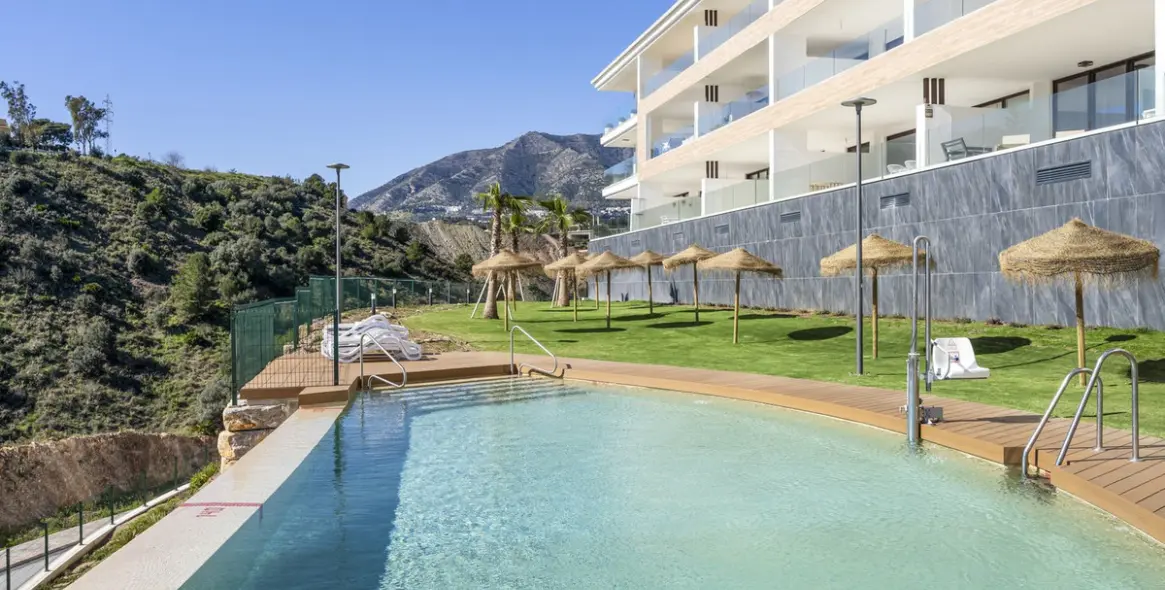 Продажа апартаментов на среднем этаже в Fuengirola 1