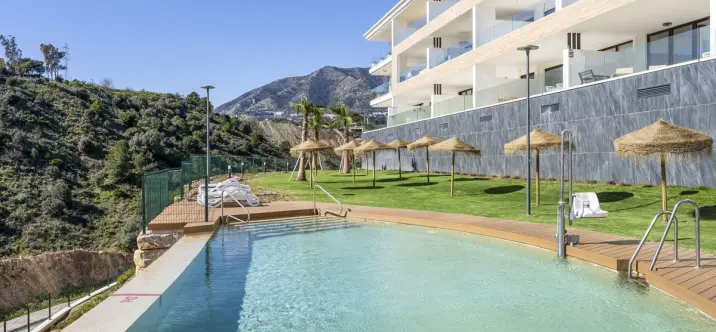 Venta de apartamento en planta media en Fuengirola 0