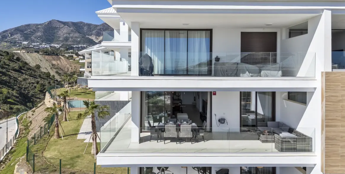 Продажа апартаментов на среднем этаже в Fuengirola 2
