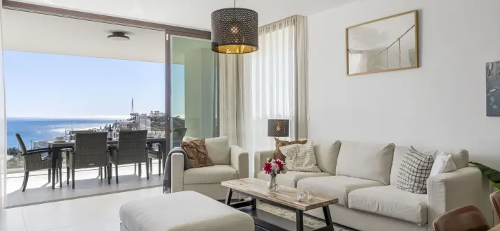 Venta de apartamento en planta media en Fuengirola 4