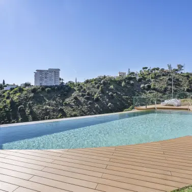 Venta de apartamento en planta media en Fuengirola