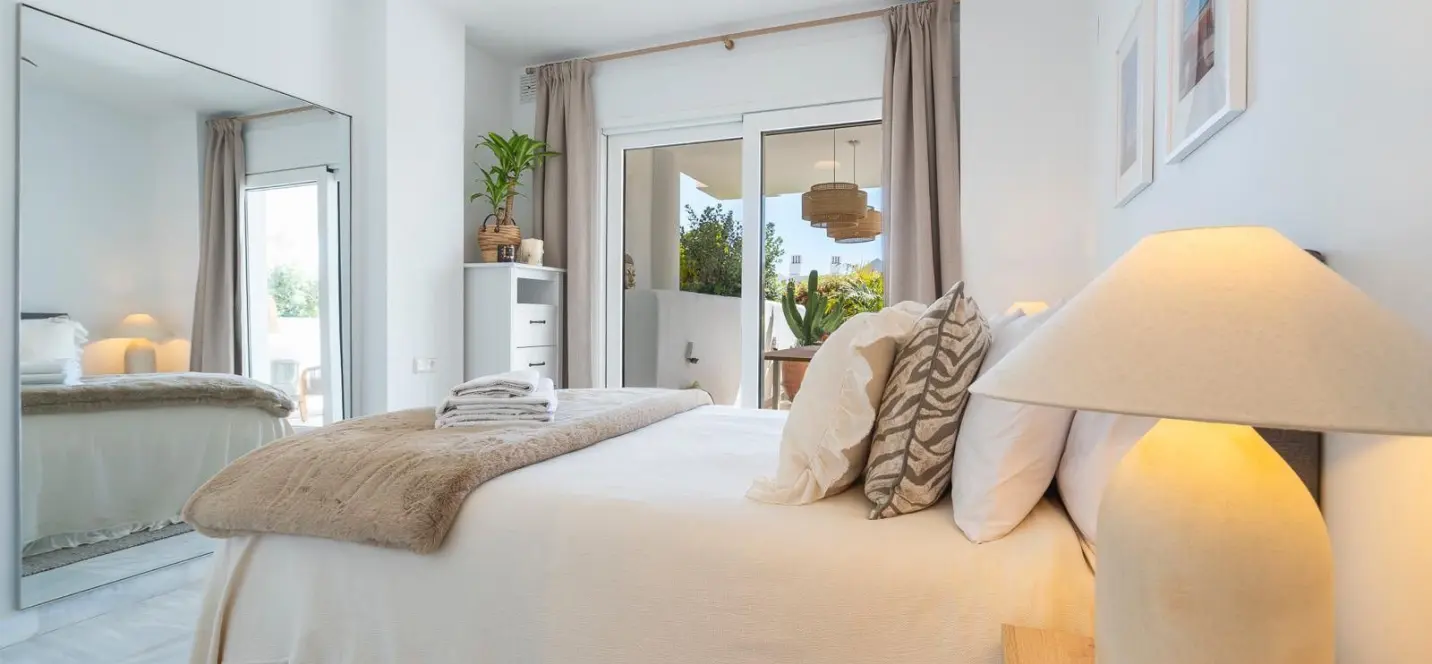 Sale of middle floor apartment in Nueva Andalucía 4