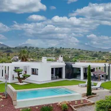 Venta de villa independiente en Alhaurín el Grande