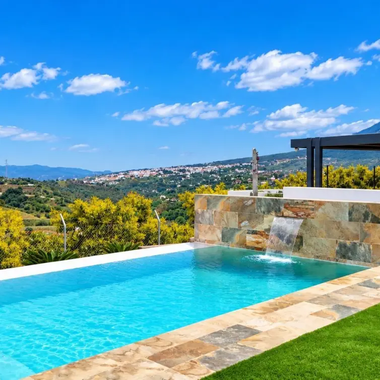Sale of detached villa in Alhaurín el Grande