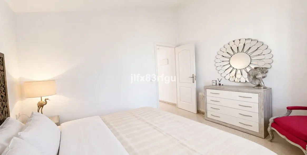 Venta de villa independiente en Riviera del Sol 29