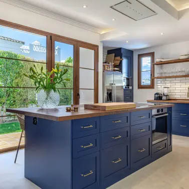 Venta de villa independiente en Selwo