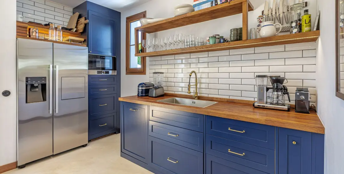 Venta de villa independiente en Selwo 9