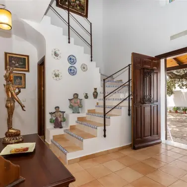 Venta de villa independiente en Alhaurin el Grande