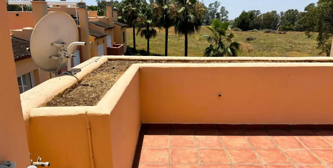 Long-term rent of detached villa in Nueva Andalucía 3