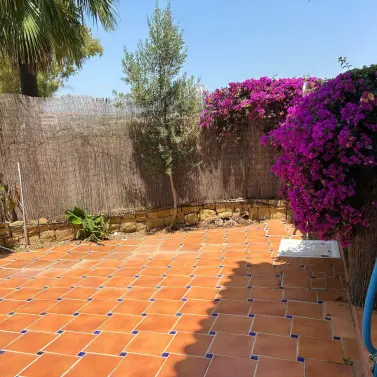 Long-term rent of detached villa in Nueva Andalucía