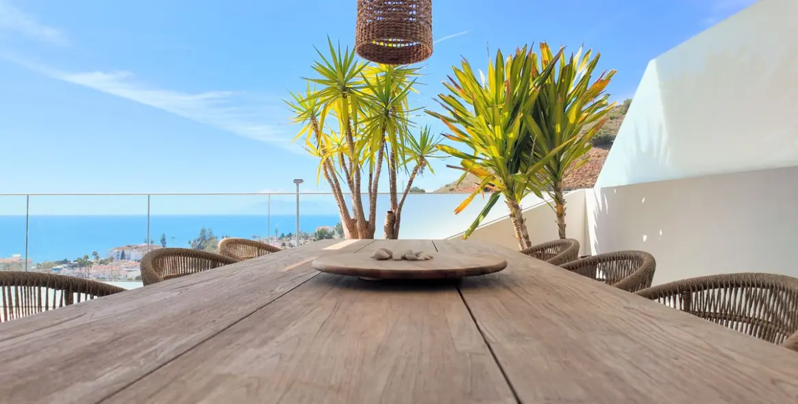 Venta de apartamento en planta baja en Rincón de la Victoria 2