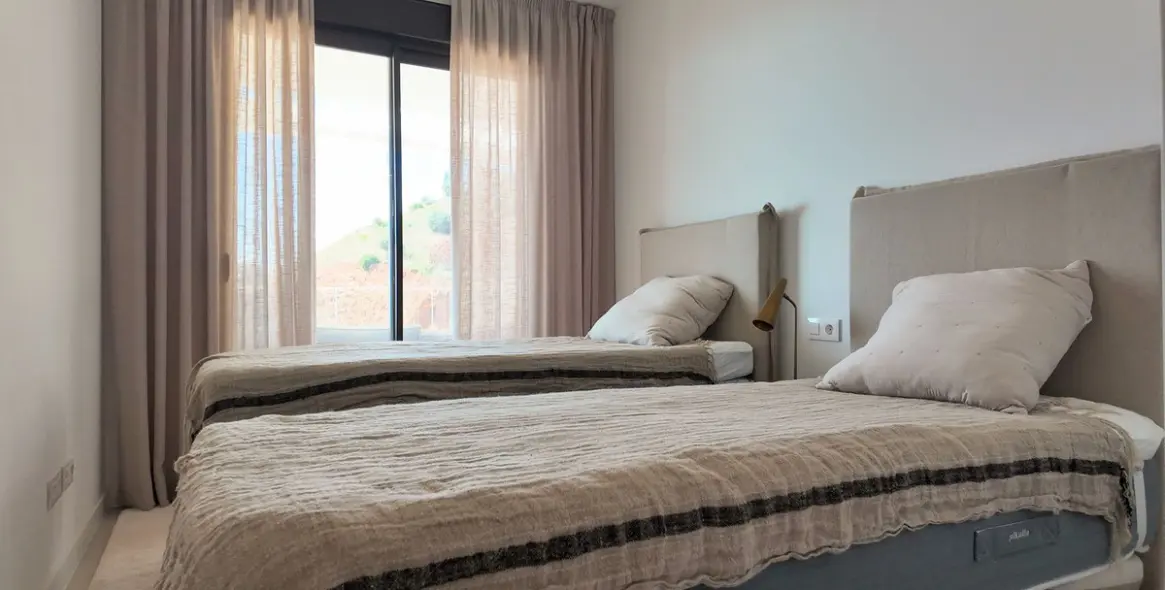 Venta de apartamento en planta baja en Rincón de la Victoria 12