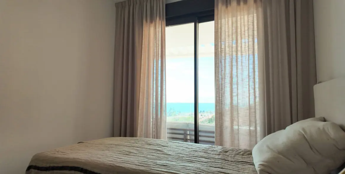 Venta de apartamento en planta baja en Rincón de la Victoria 13