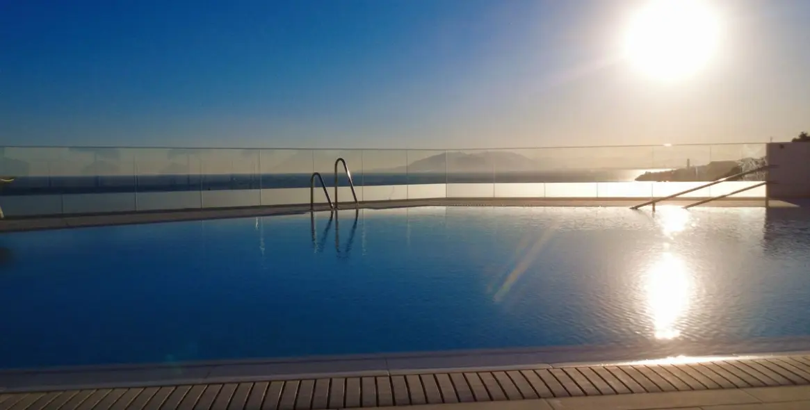 Venta de apartamento en planta baja en Rincón de la Victoria 18