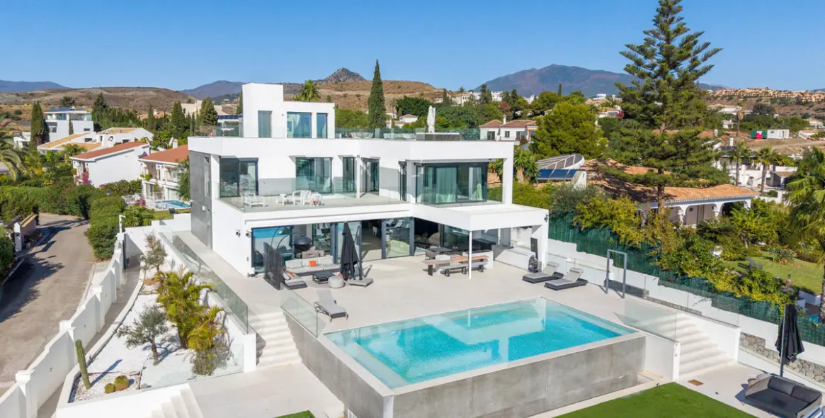 Venta de villa independiente en Benahavís 13