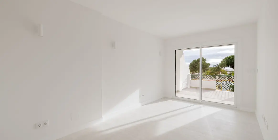 Sale of middle floor apartment in Artola 7
