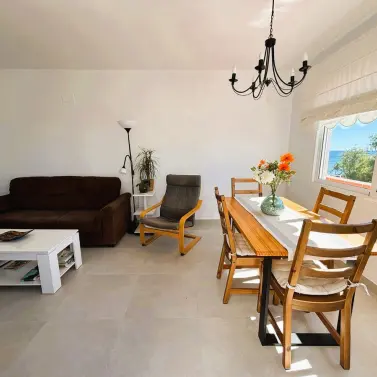 Sale of middle floor apartment in La Cala de Mijas