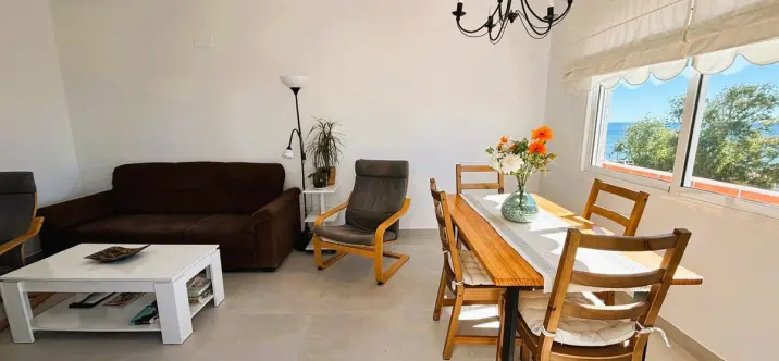 Sale of middle floor apartment in La Cala de Mijas 4