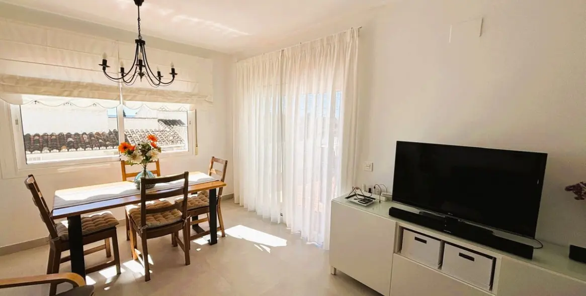 Sale of middle floor apartment in La Cala de Mijas 7