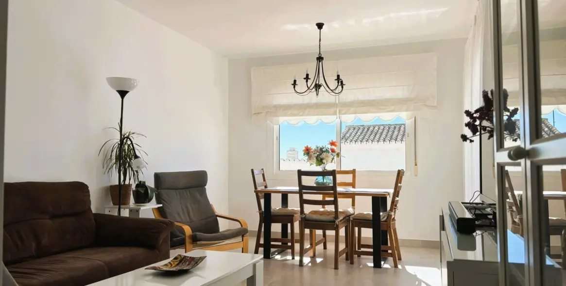 Sale of middle floor apartment in La Cala de Mijas 9