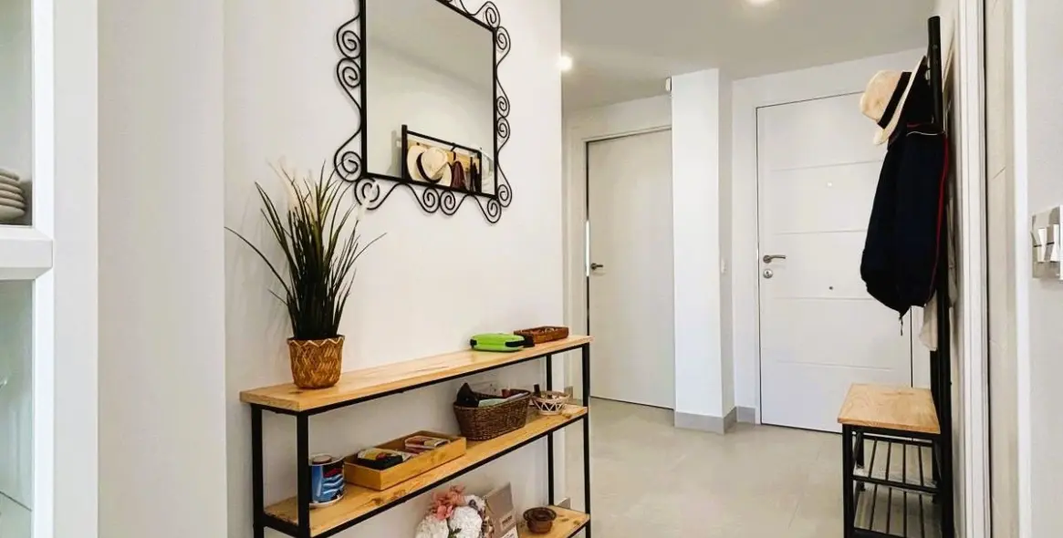 Sale of middle floor apartment in La Cala de Mijas 12