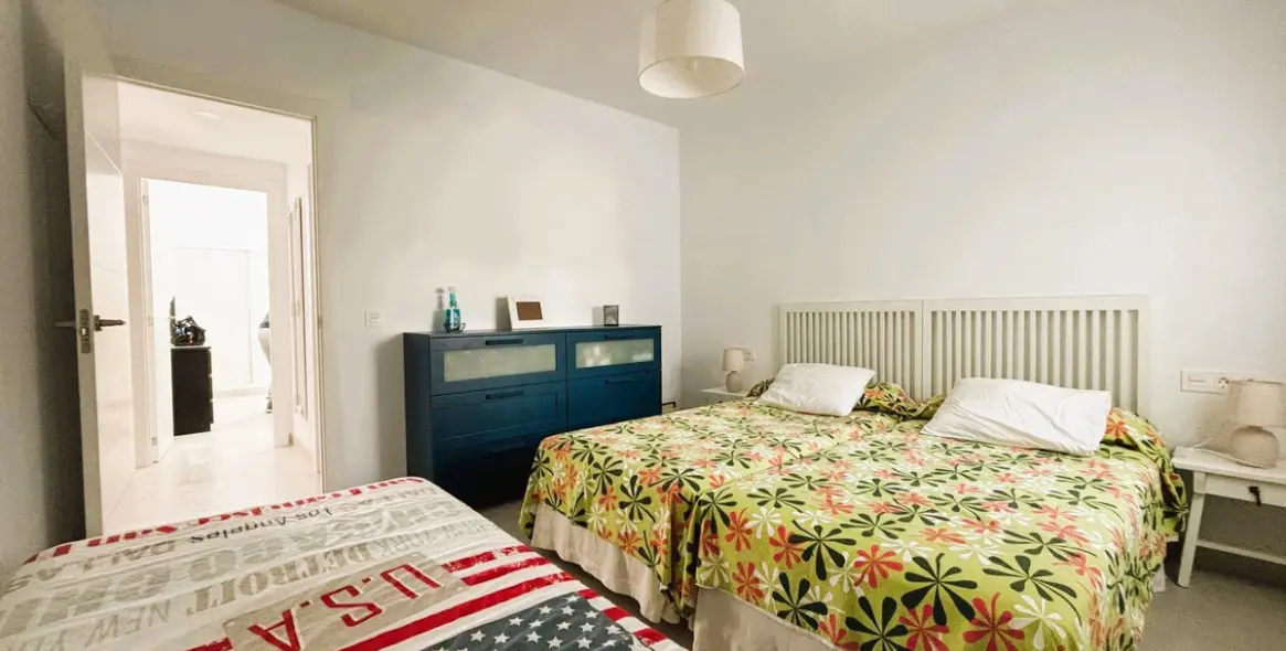Sale of middle floor apartment in La Cala de Mijas 14