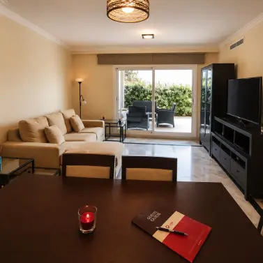 Sale of ground floor apartment in Nueva Andalucía