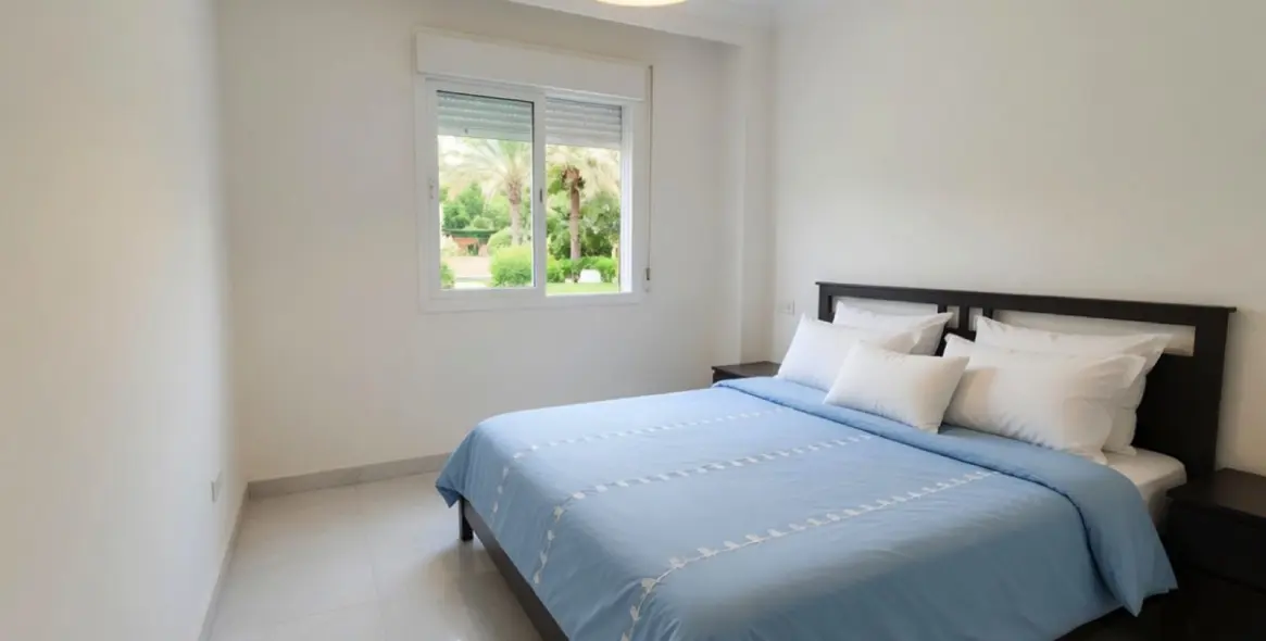 Sale of ground floor apartment in Nueva Andalucía 10
