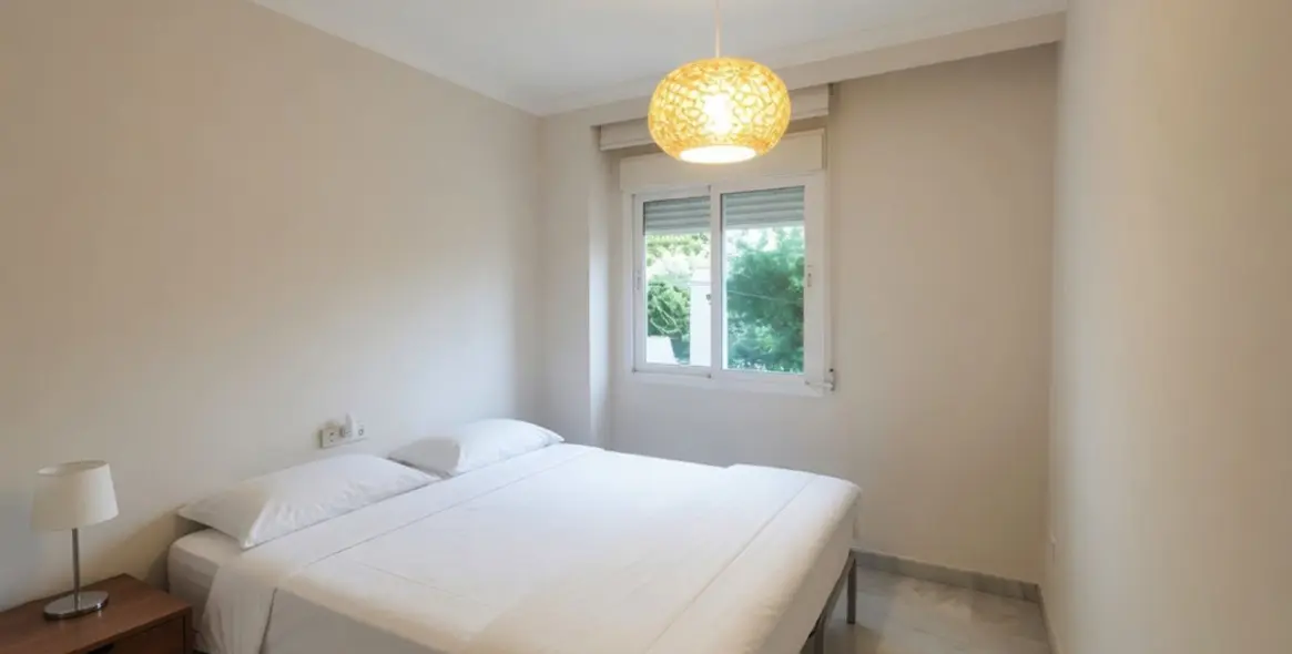 Sale of ground floor apartment in Nueva Andalucía 11