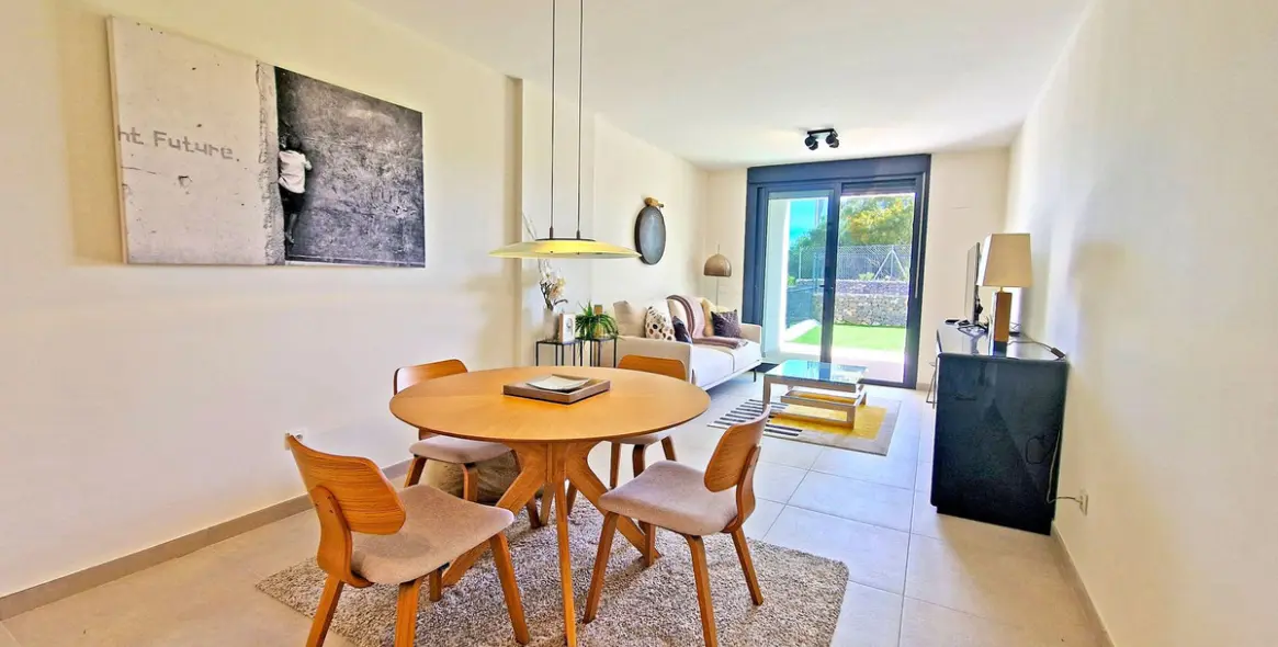 Sale of ground floor apartment in La Cala de Mijas 9