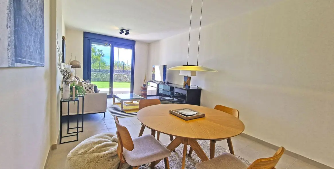 Sale of ground floor apartment in La Cala de Mijas 12