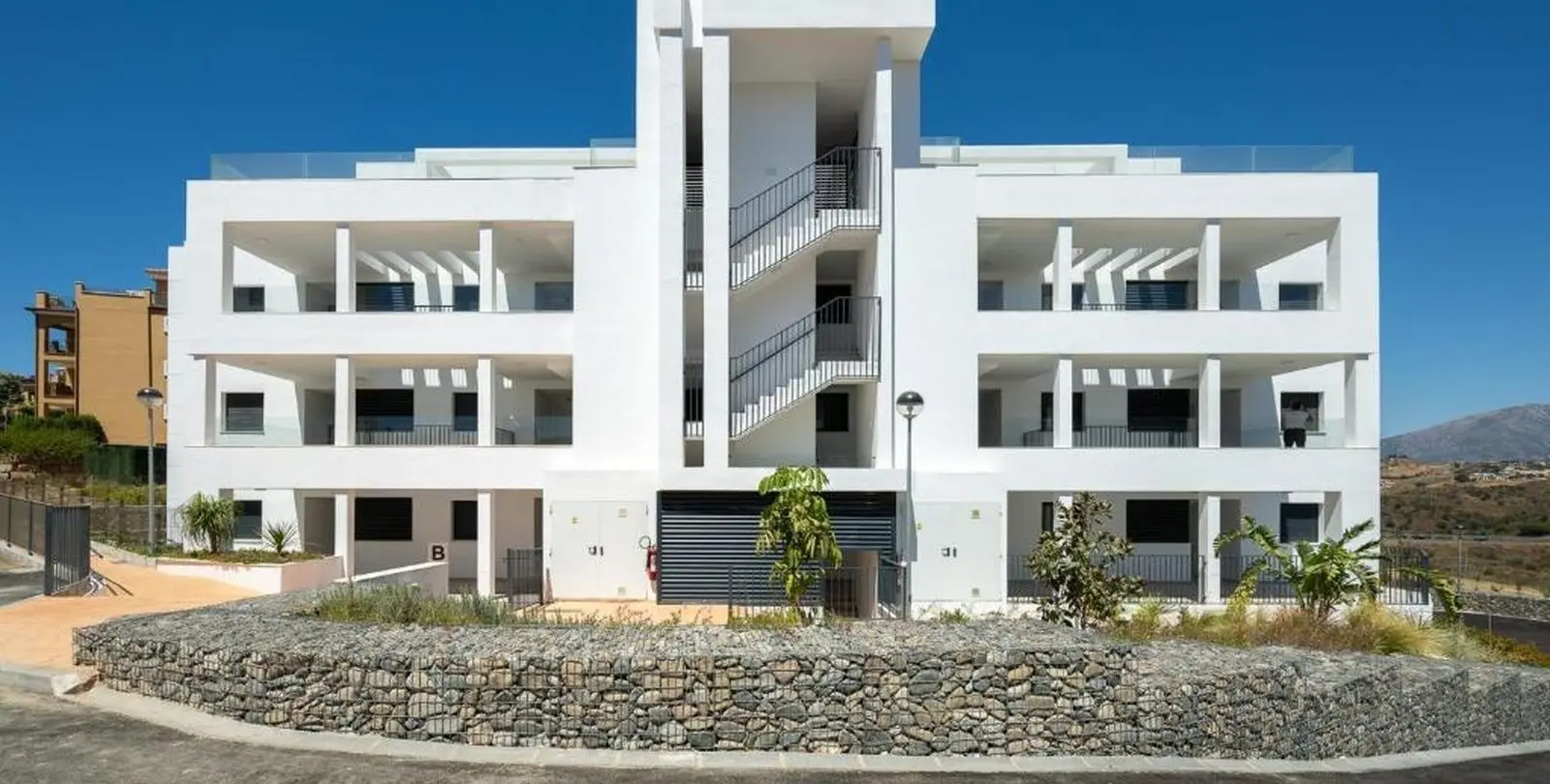 Venta de apartamento en planta baja en La Cala de Mijas 25