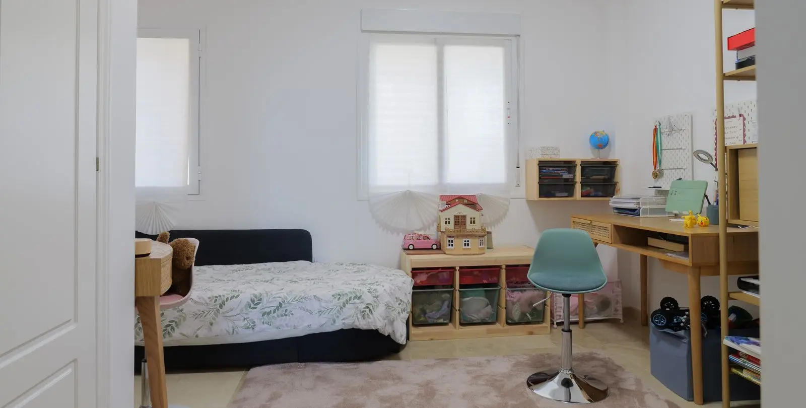 Sale of middle floor apartment in El Faro 12