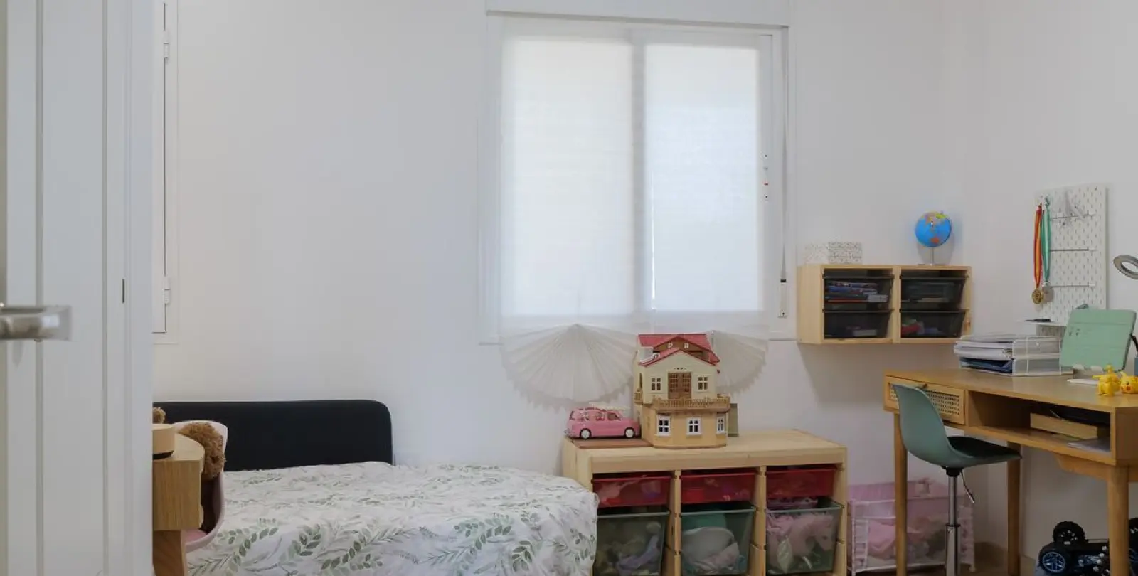 Sale of middle floor apartment in El Faro 14