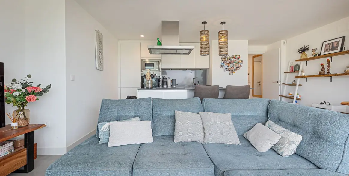 Sale of middle floor apartment in Selwo 13