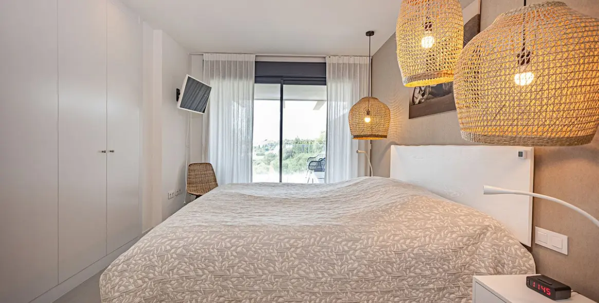 Sale of middle floor apartment in Selwo 23
