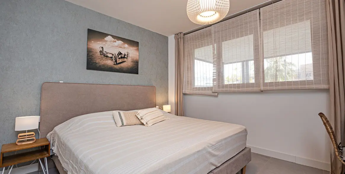 Sale of middle floor apartment in Selwo 27