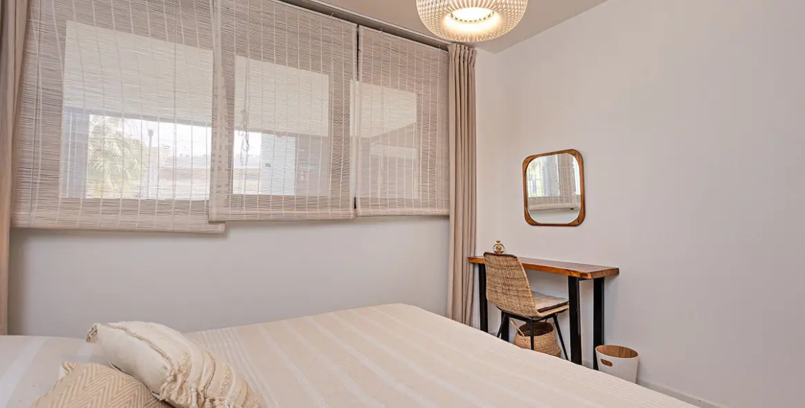 Sale of middle floor apartment in Selwo 28