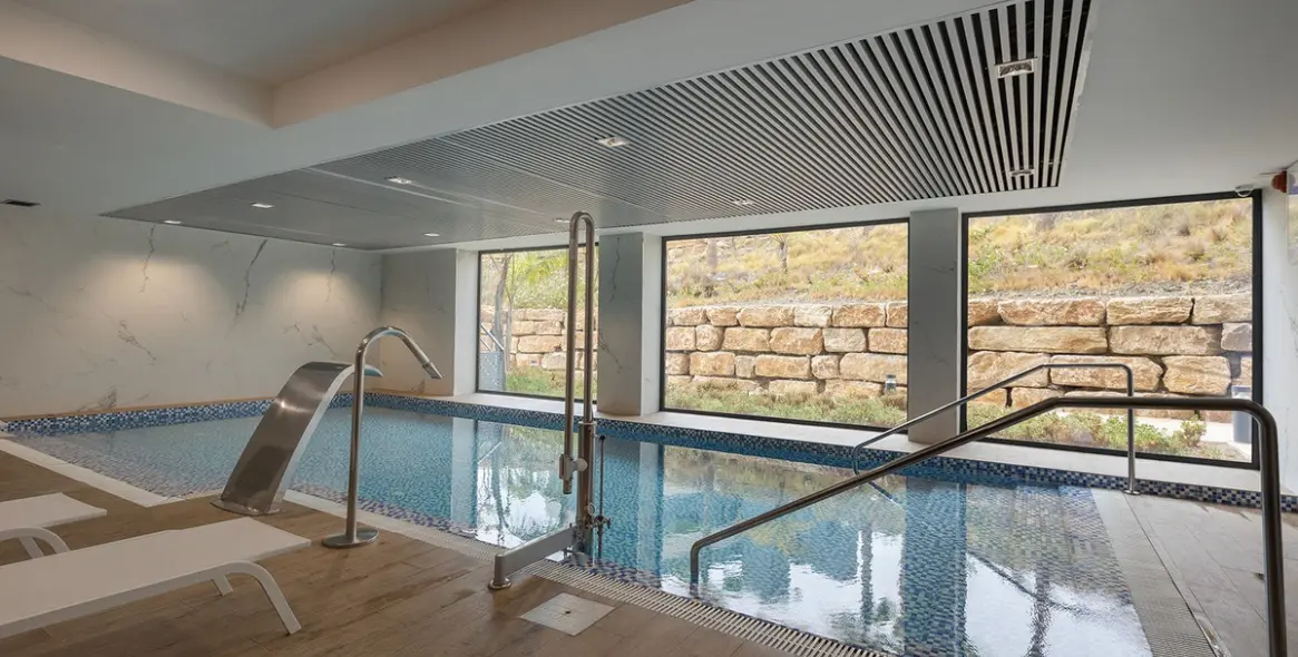 Sale of middle floor apartment in Selwo 44