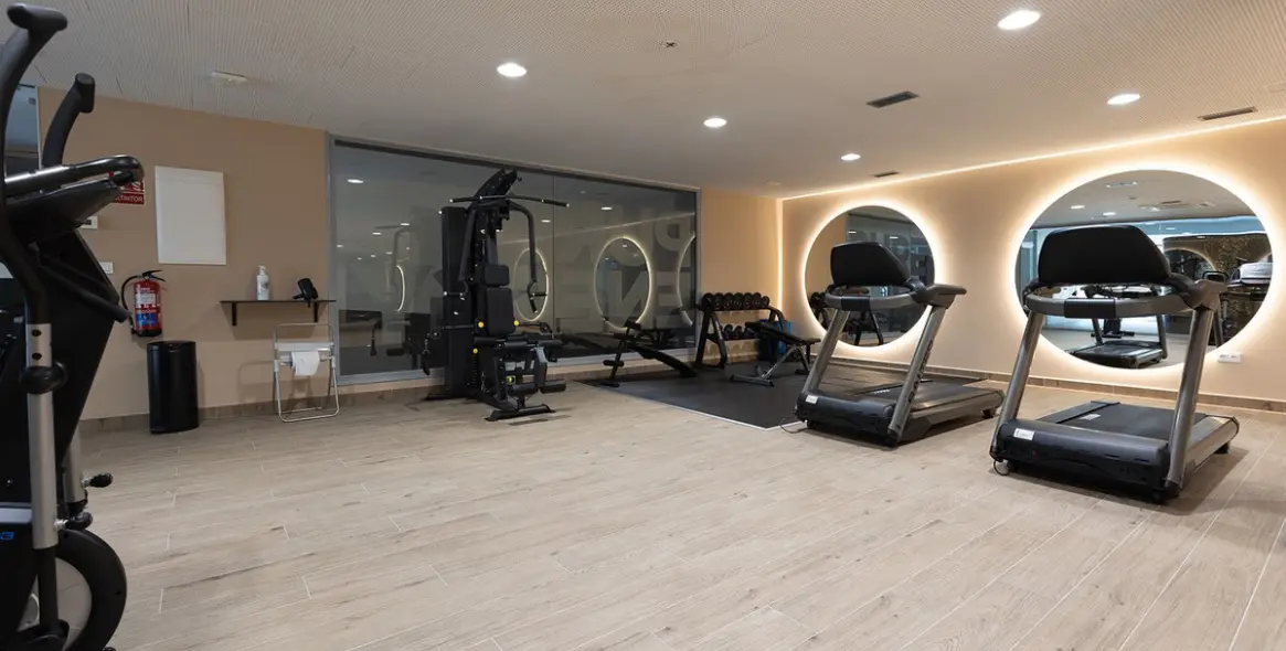 Sale of middle floor apartment in Selwo 57