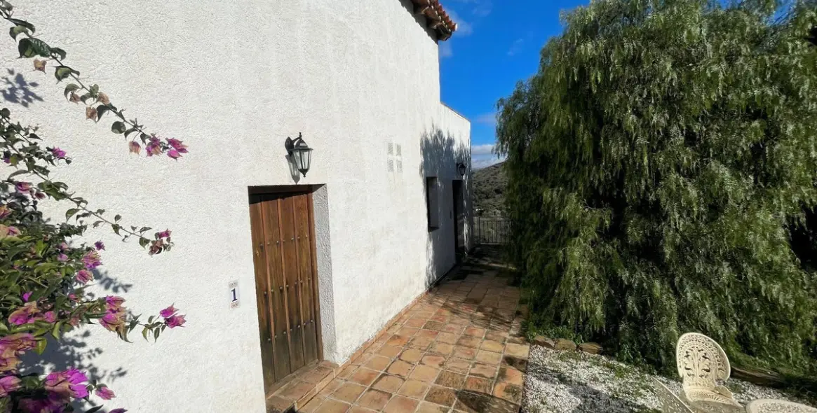 Sale of finca - cortijo in Alora 21