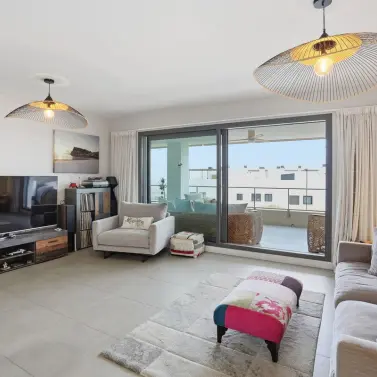 Продажа апартаментов на среднем этаже в Benalmadena