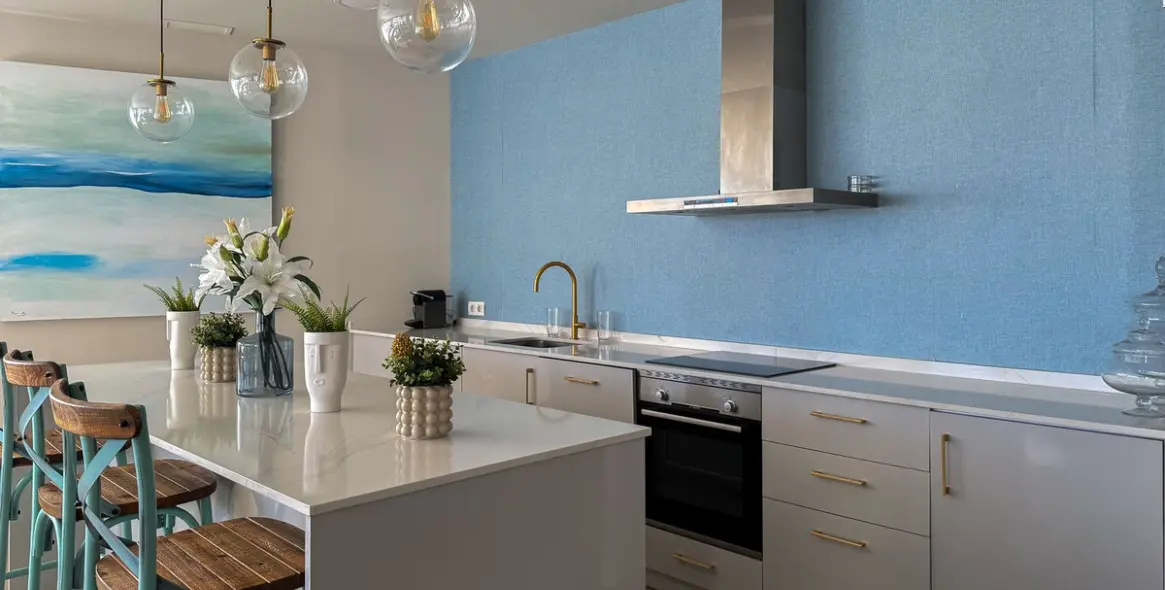 Sale of middle floor apartment in Benalmadena 34