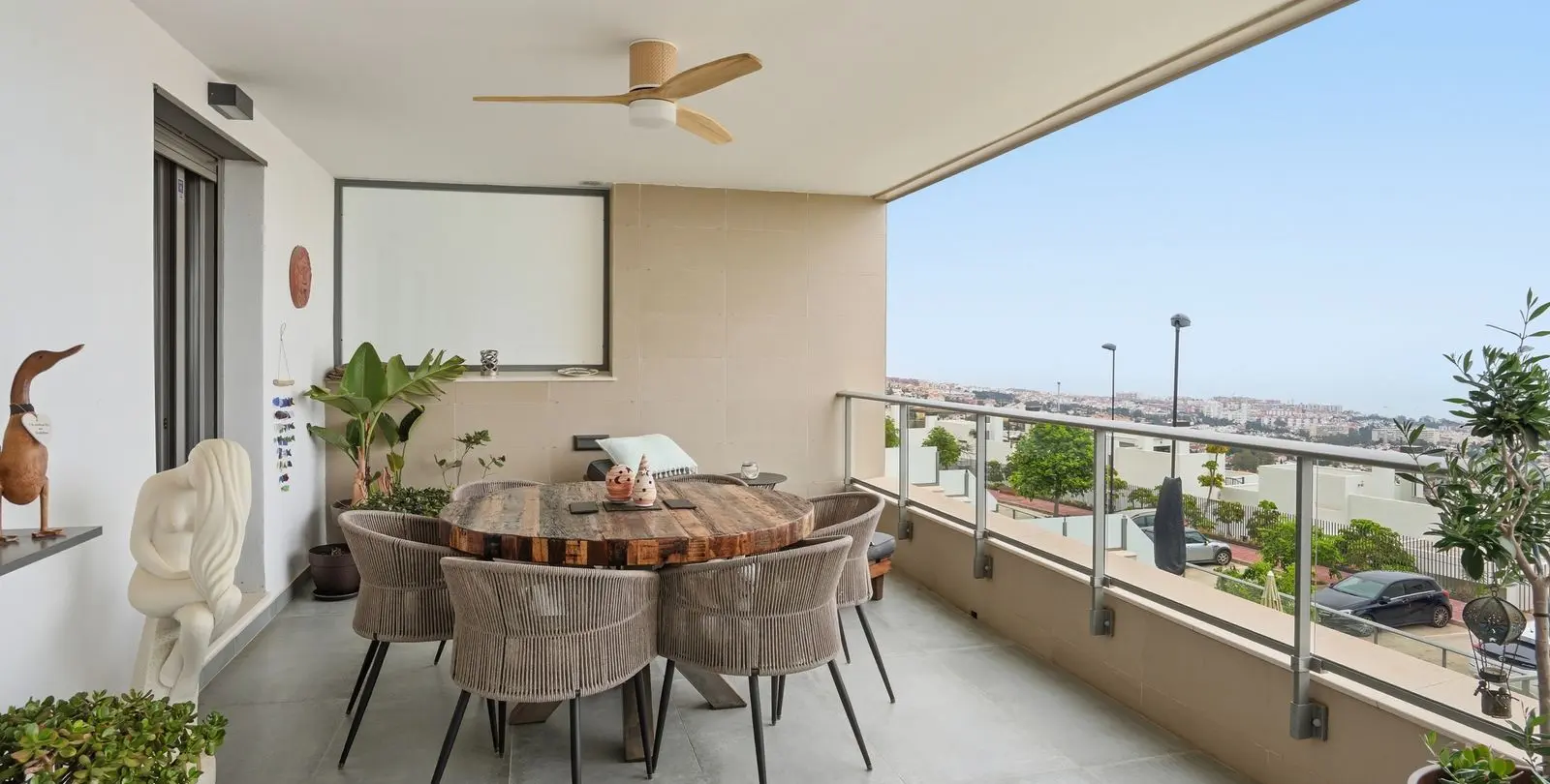 Продажа апартаментов на среднем этаже в Benalmadena 1
