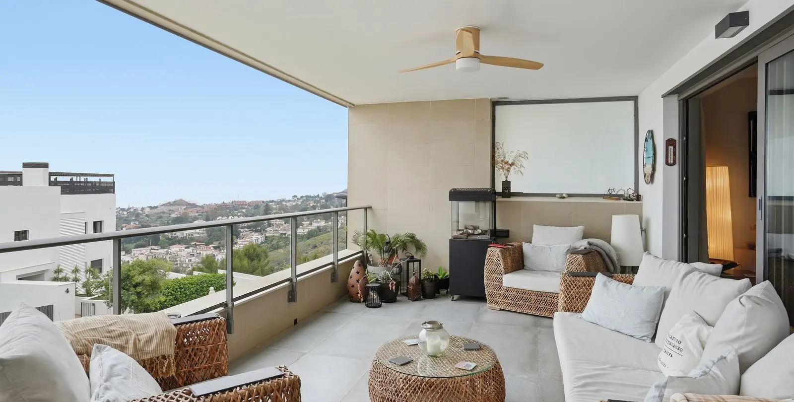Продажа апартаментов на среднем этаже в Benalmadena 2