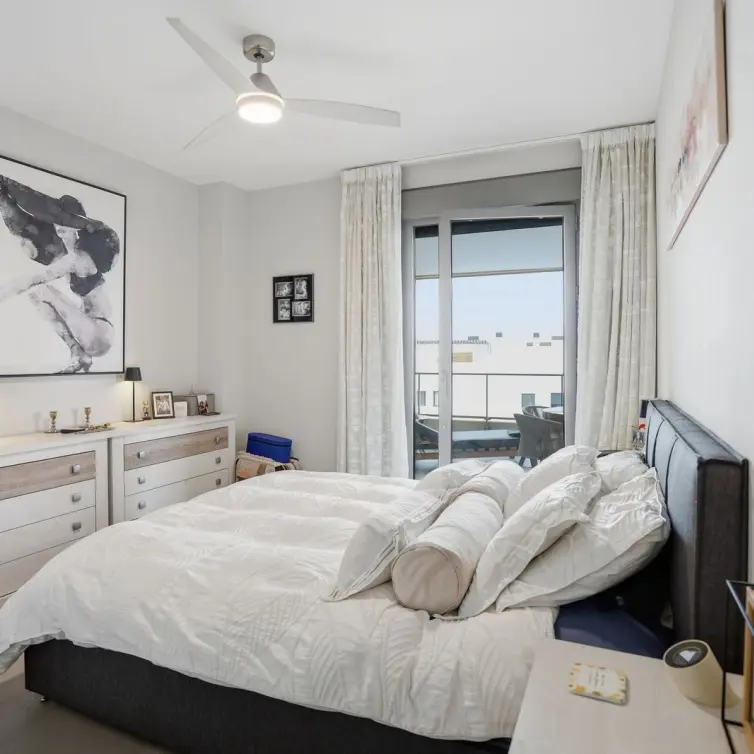 Sale of middle floor apartment in Benalmadena