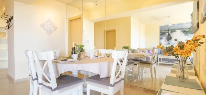 Venta de apartamento en planta media en Marbesa 2